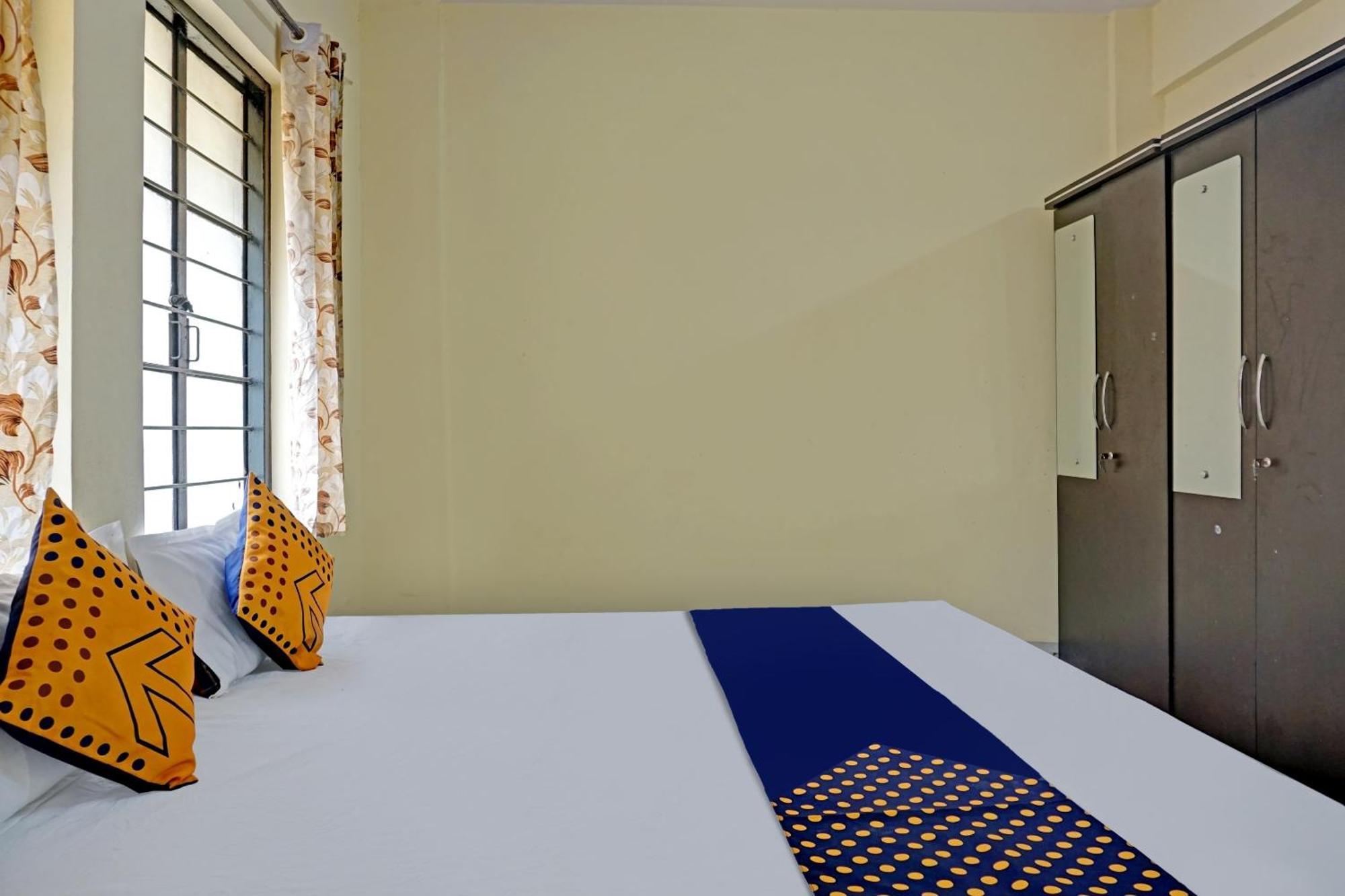 Spot On Hotel Prakash Residency, Near Hanuman Gym Ajmera Colony, Pimpri Экстерьер фото